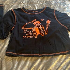 Women's Skeleton Graphic Tee Shirt Long Sleeve
